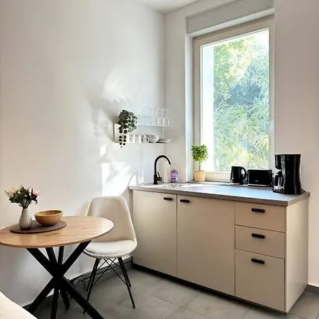 Kleines Stilvolles Apartment Berlin Exterior foto